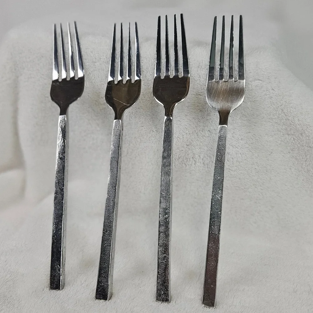 Vintage look Brutalist Textured Square Handle Stainless Steel 4 Dinner Forks 8